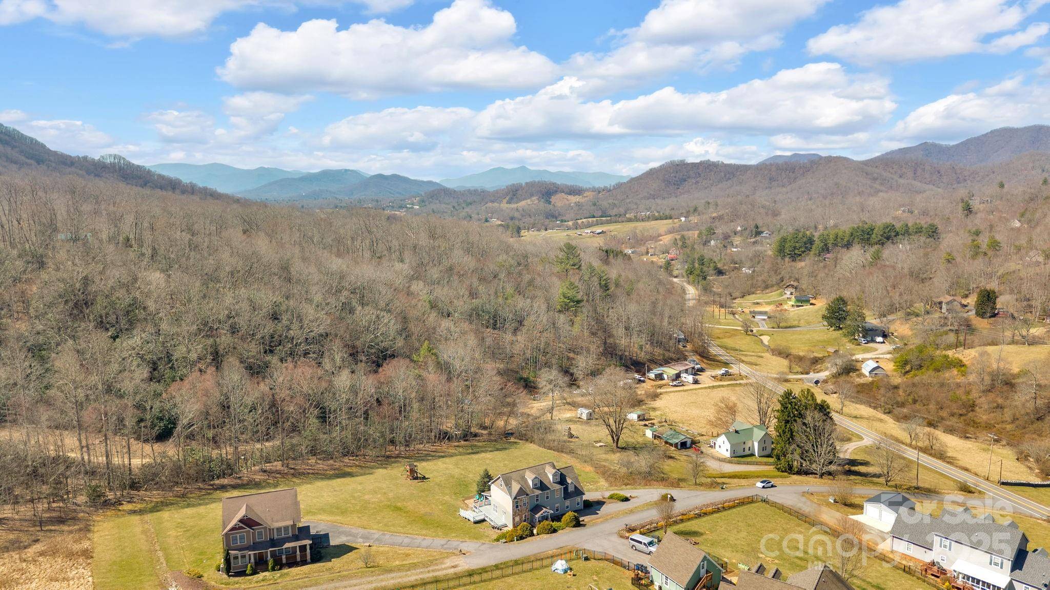 58 Mandalay RDG, Canton, NC 28716