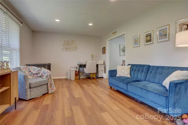 Mount Pleasant, NC 28124,1190 Duchess DR