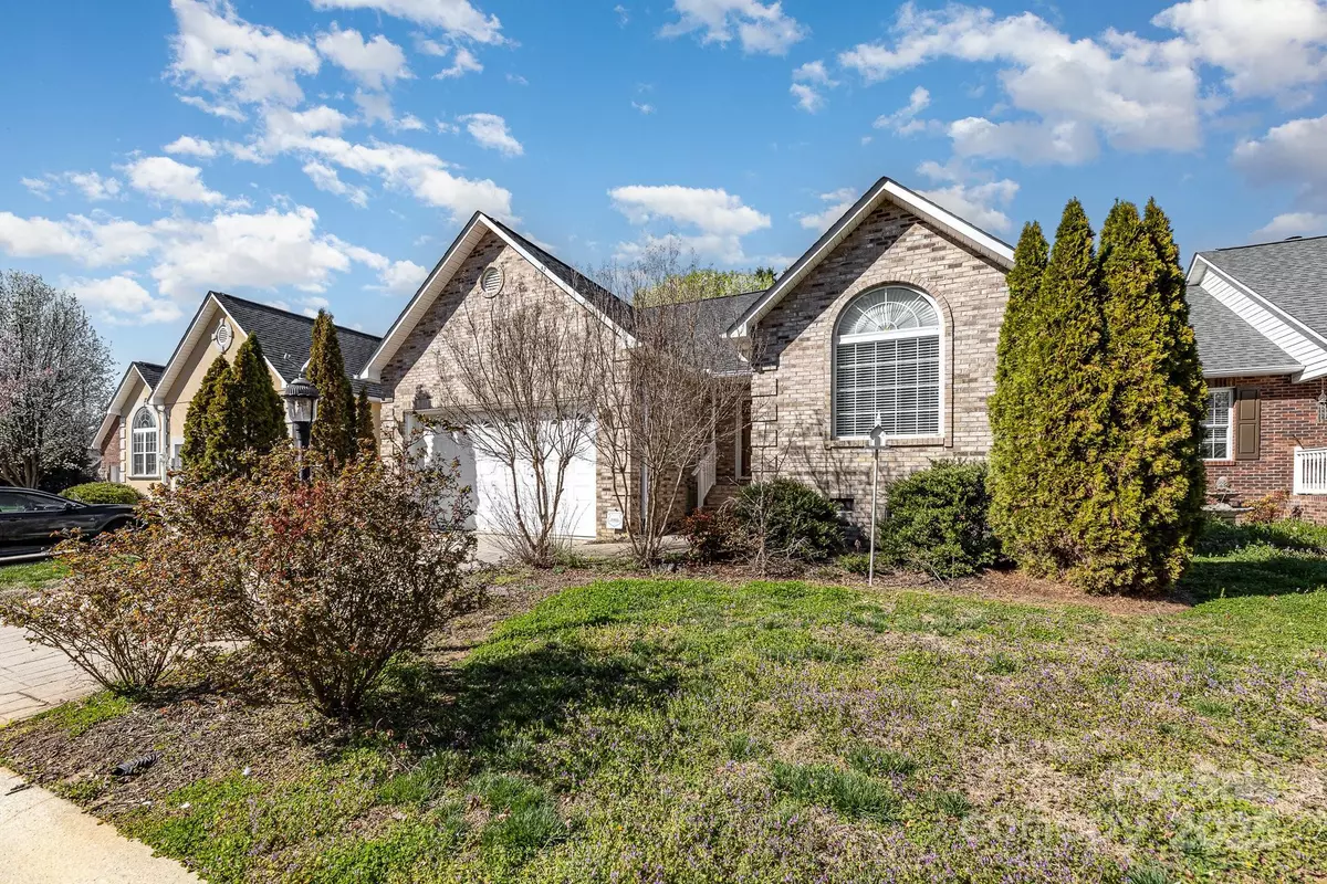 Salisbury, NC 28144,151 Birkdale DR