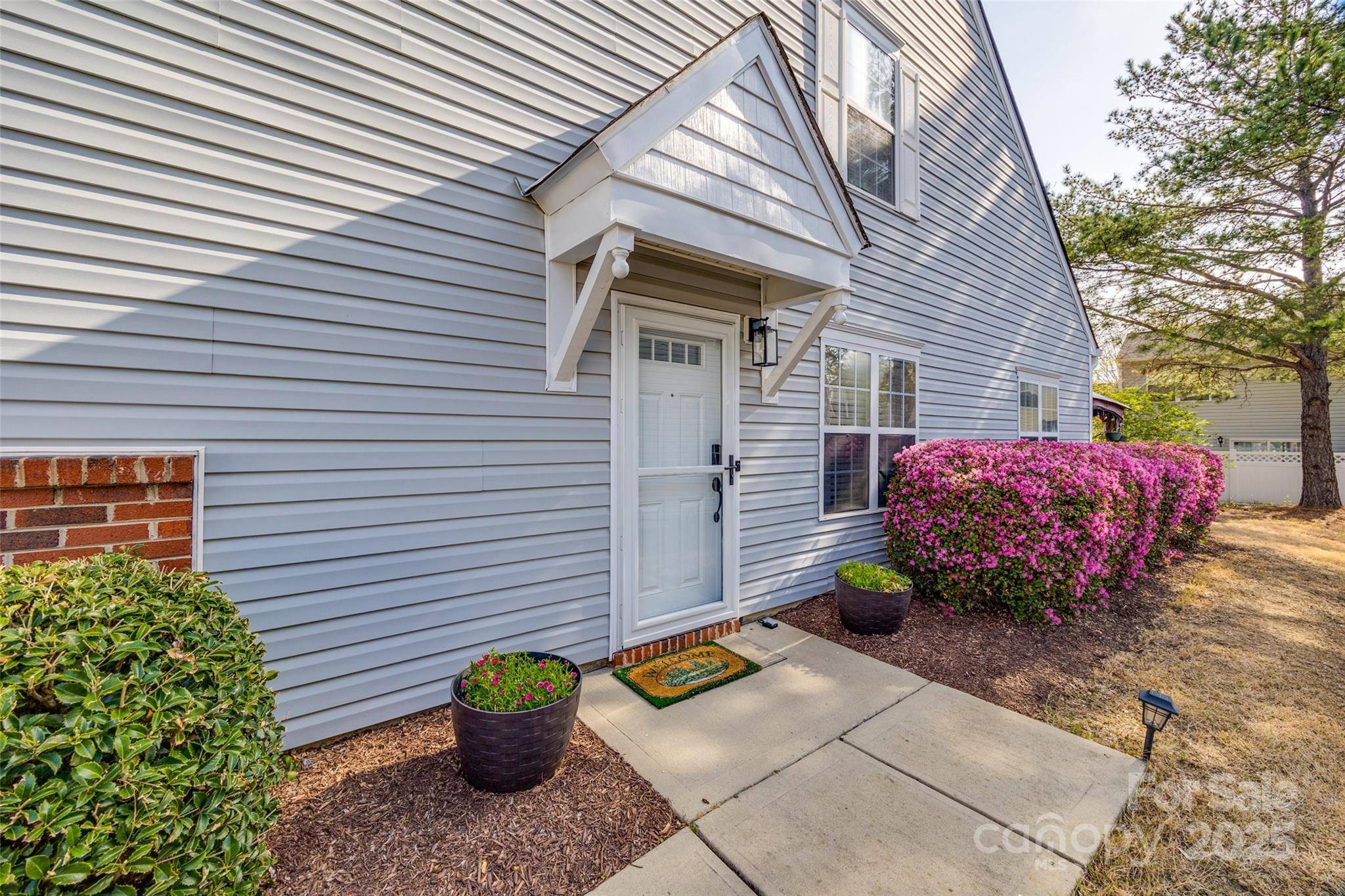 Fort Mill, SC 29715,810 Rock Lake GLN