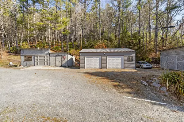 Cedar Mountain, NC 28718,81 Corn DR