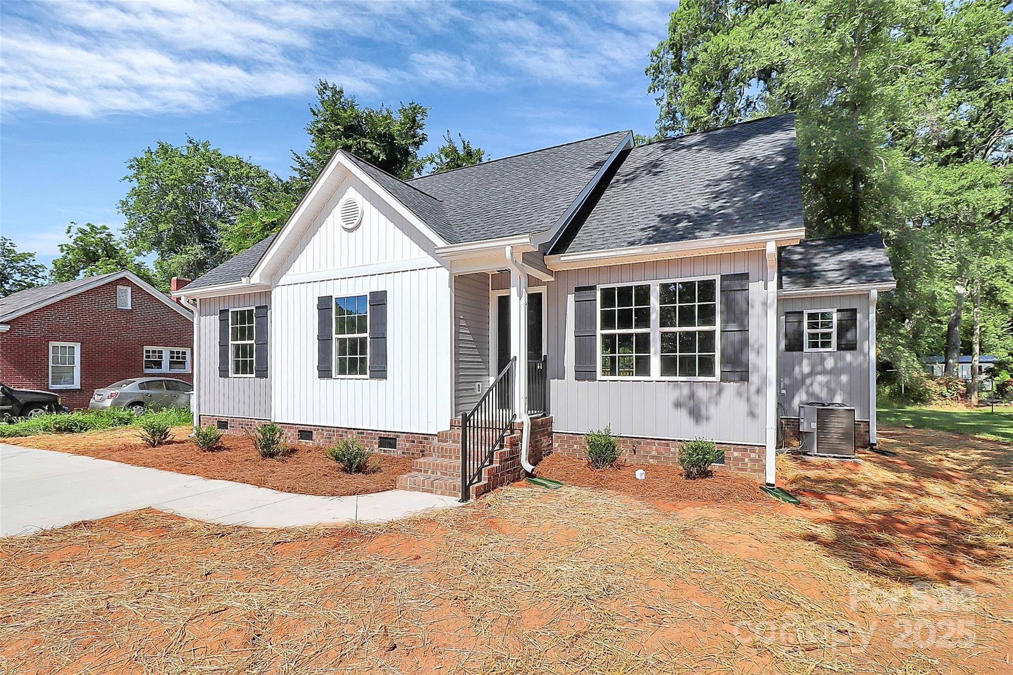 Rock Hill, SC 29730,914 Saluda ST