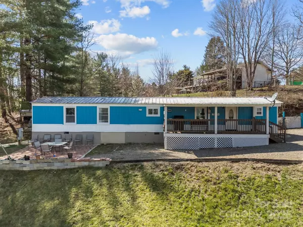 Leicester, NC 28748,16 Blue Sky DR