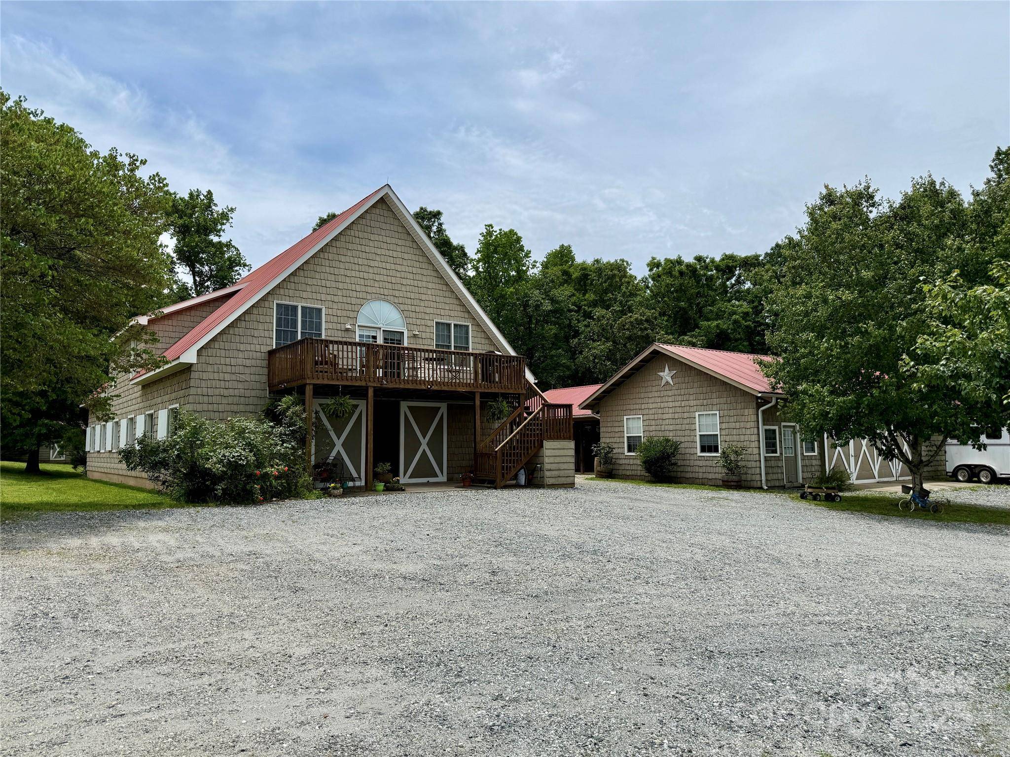 226 John Smith RD, Columbus, NC 28722