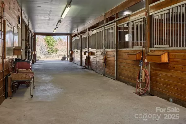 Columbus, NC 28722,226 John Smith RD