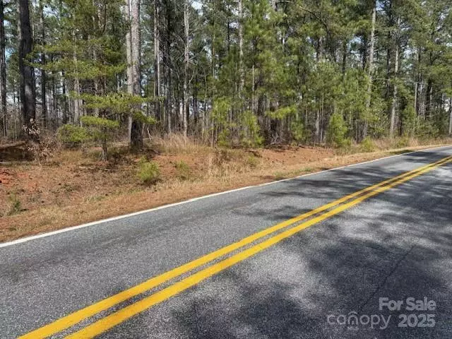 Ellenboro, NC 28040,00 Short RD