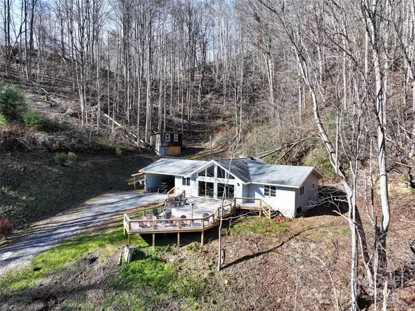 Green Mountain, NC 28740,2201 Pigeon Roost RD