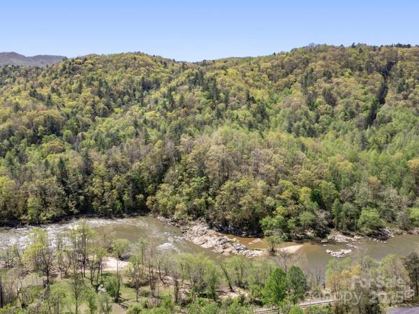 21 River Park WAY #47, Marshall, NC 28753