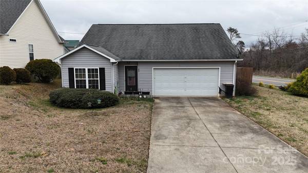 90 Elm ST, Morganton, NC 28655