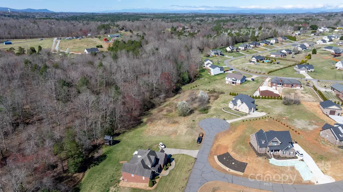 Granite Falls, NC 28630,5983 Red Berry CT #18