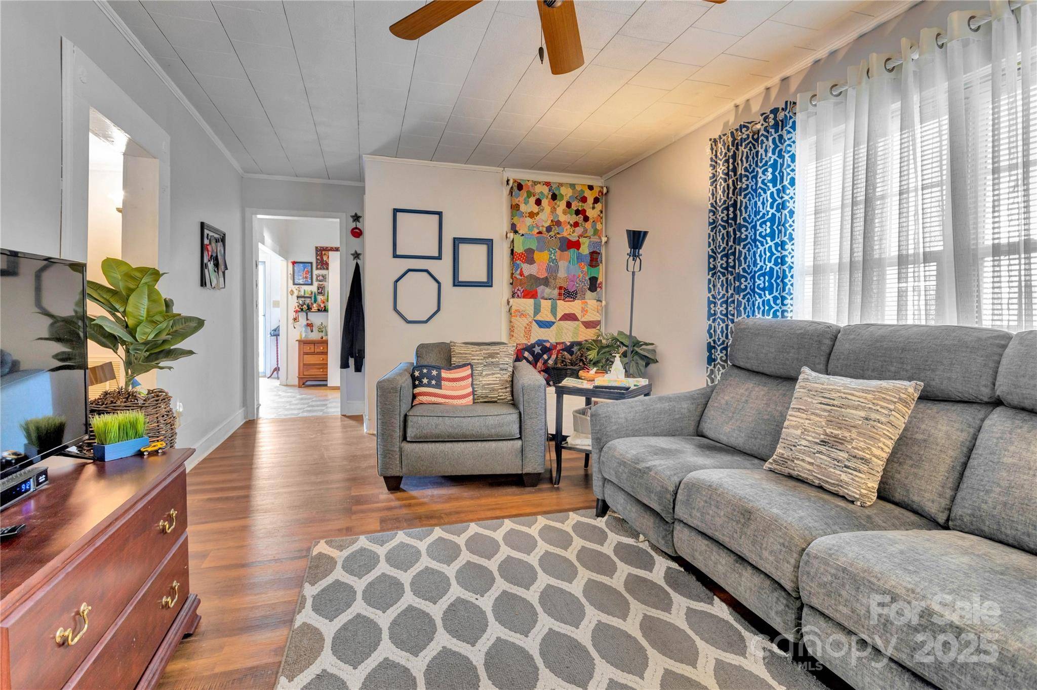 Bessemer City, NC 28016,210 W Lee AVE