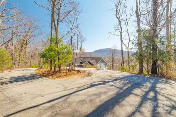 Fairview, NC 28730,99999 Pheasant Ridge RD #13