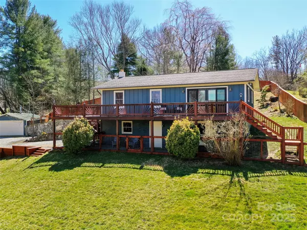 149 L And E Meadows DR, Waynesville, NC 28786