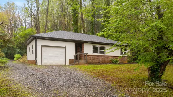 Landrum, SC 29356,2694 W Lakeshore DR