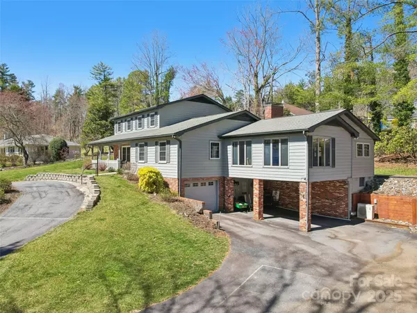 Hendersonville, NC 28791,1231 Ashby LN