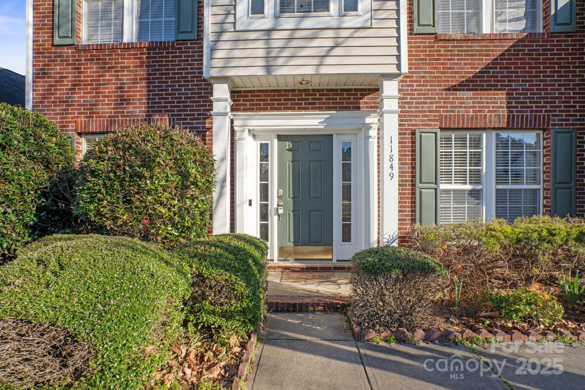 Charlotte, NC 28213,11849 Guildhall LN