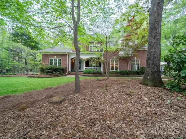 Matthews, NC 28105,711 Elizabeth LN