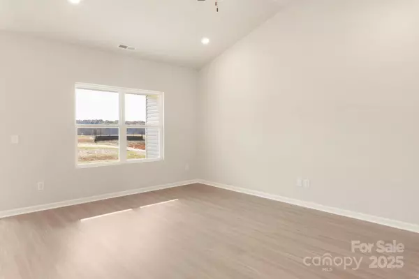 Gastonia, NC 28052,3319 Burberry DR