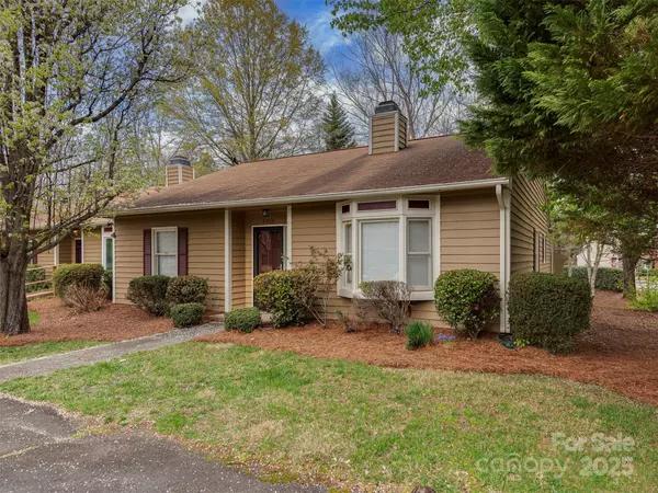 Charlotte, NC 28227,8300 Summerglen CIR