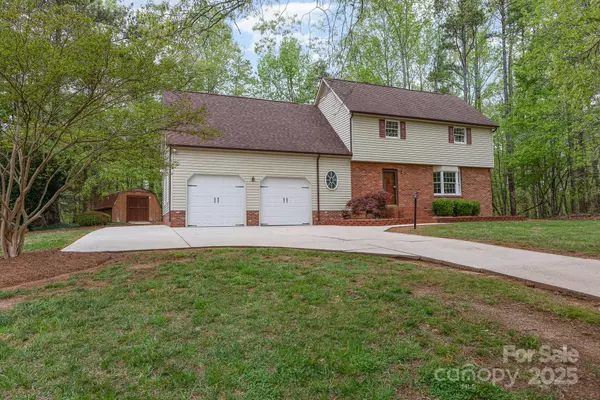 Landis, NC 28088,522 Bonita DR