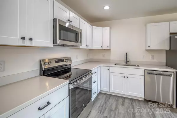 Valdese, NC 28690,1265/1267 Margaret ST NW
