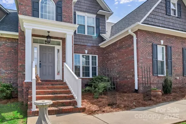 1026 Paragon CT NW, Conover, NC 28613