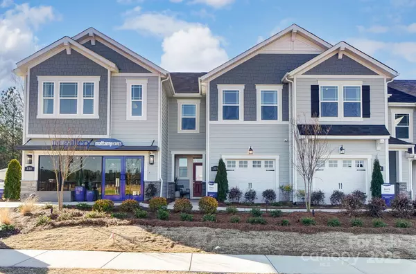 212 Laura Elizabeth LN, Clover, SC 29710