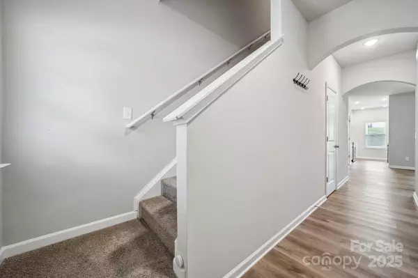 Charlotte, NC 28215,10036 Brittondale LN