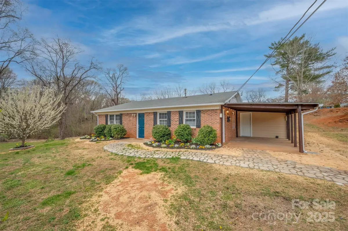 Forest City, NC 28043,198 Greenfield DR