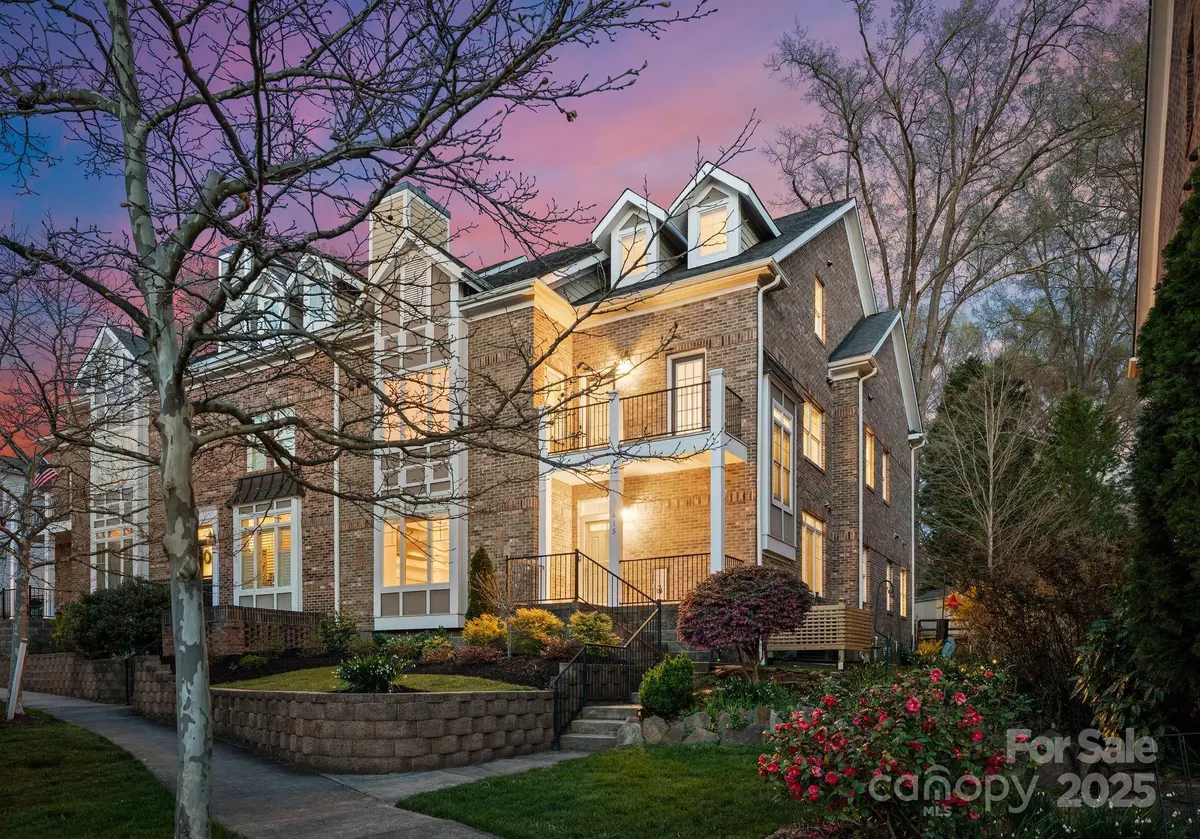 Davidson, NC 28036,415 Spring ST