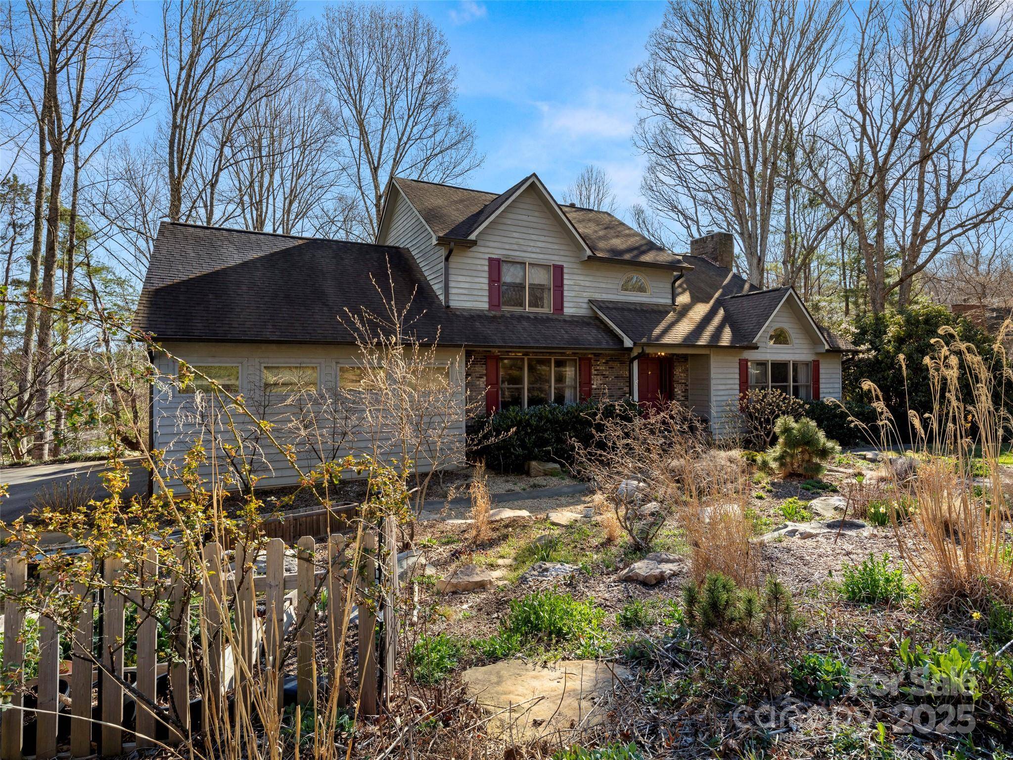 Arden, NC 28704,5 Spring Cove CT