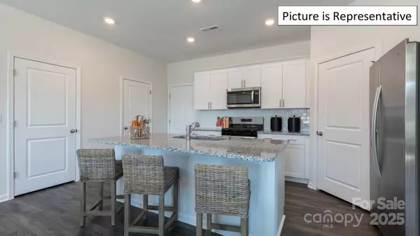 Indian Trail, NC 28079,2048 Harlequin DR