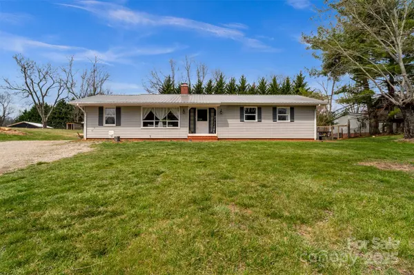 479 Possum Ridge RD, Canton, NC 28716