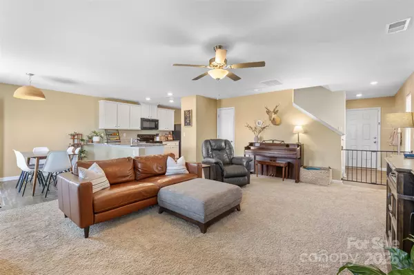 Kings Mountain, NC 28086,242 Belcaro DR