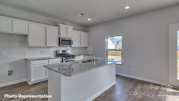 Charlotte, NC 28215,5227 Reedy Ridge RD