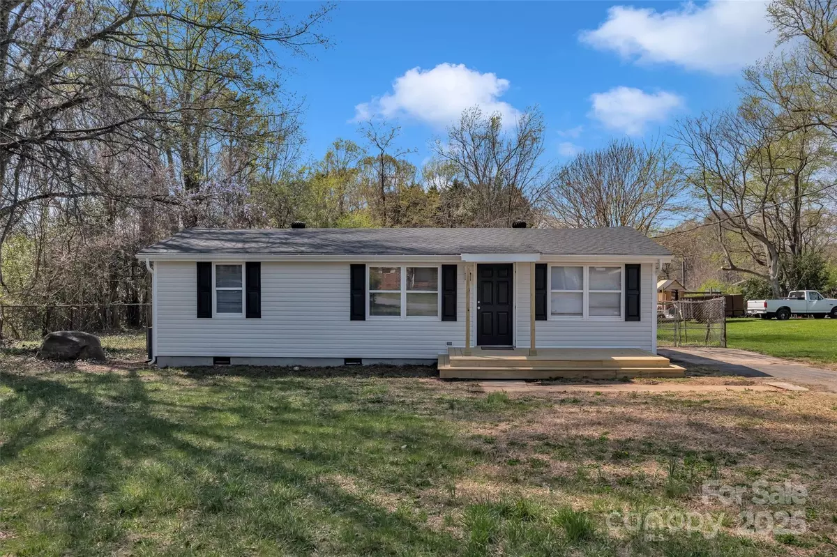 Charlotte, NC 28214,1034 Marietta ST