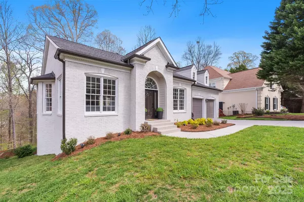 Charlotte, NC 28270,4012 Cambridge Hill LN