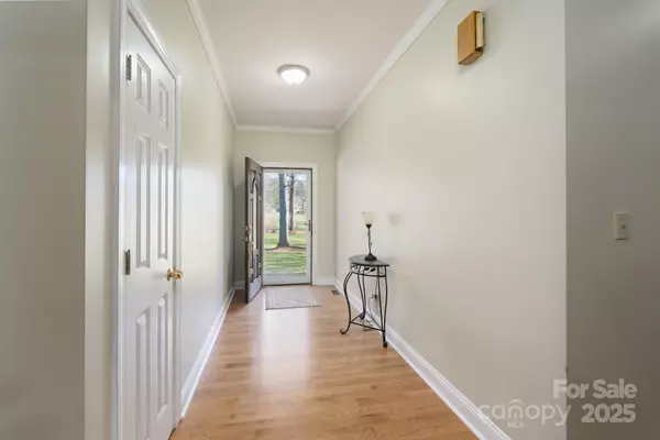 York, SC 29745,891 Silver Charm LN