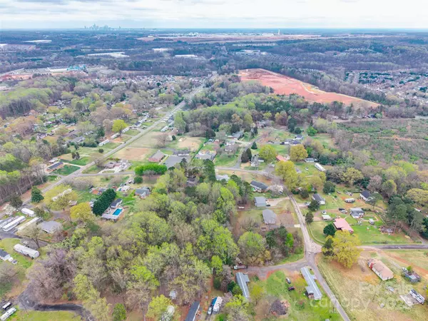 Charlotte, NC 28214,4118, 4124, 4140 Brickyard RD