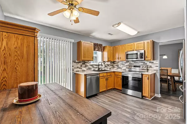 14308 Carolina Forest CT Charlotte, NC 28273