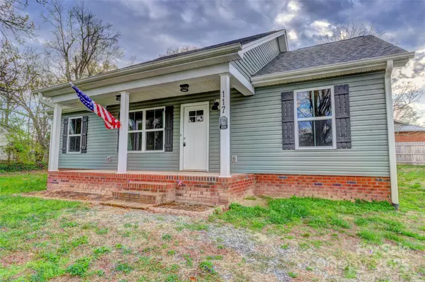 117 Hicks ST, Cherryville, NC 28021