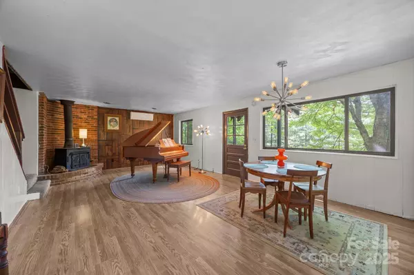 Waynesville, NC 28785,33 Wenlock WAY