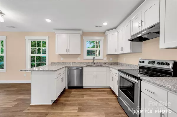 Gastonia, NC 28054,1587 Green Circle DR