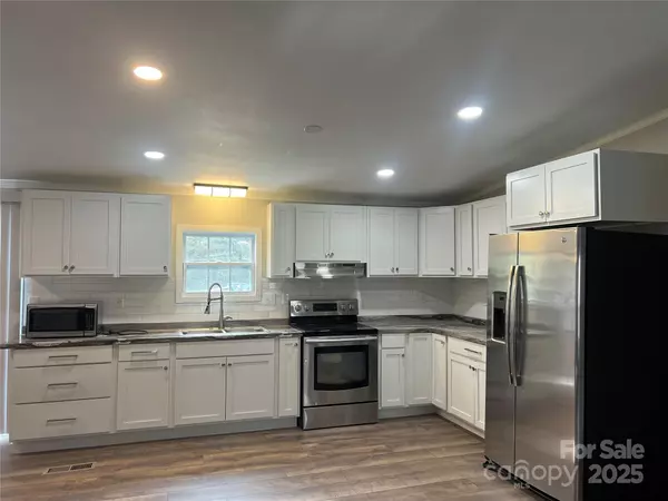 Waxhaw, NC 28173,8502 Simpson RD