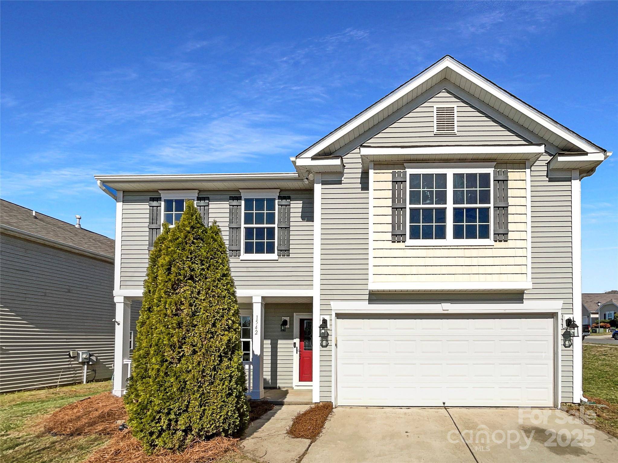 1542 Eastway DR, Dallas, NC 28034