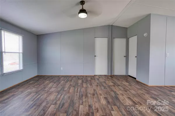 Lawndale, NC 28090,104 Buck Haven CT