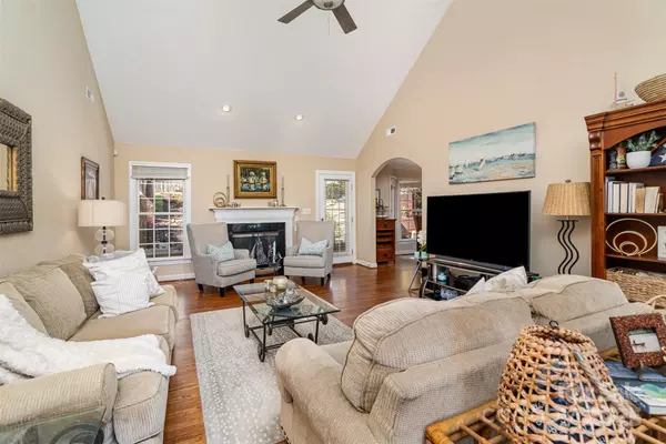 Gastonia, NC 28056,5400 Old Town LN