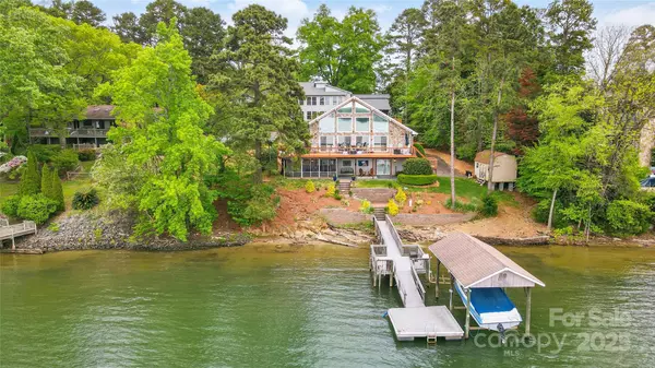 Tega Cay, SC 29708,1095 Palmyra DR