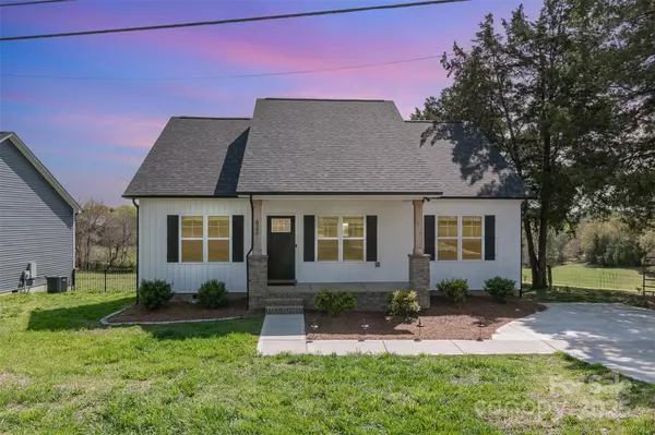 Mount Pleasant, NC 28124,623 N Skyland DR