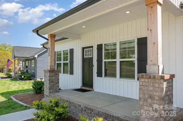 Mount Pleasant, NC 28124,623 N Skyland DR